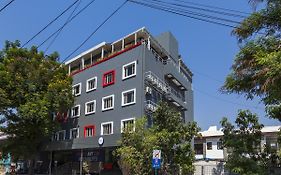 Oyo Townhouse 5 Jubilee Hills